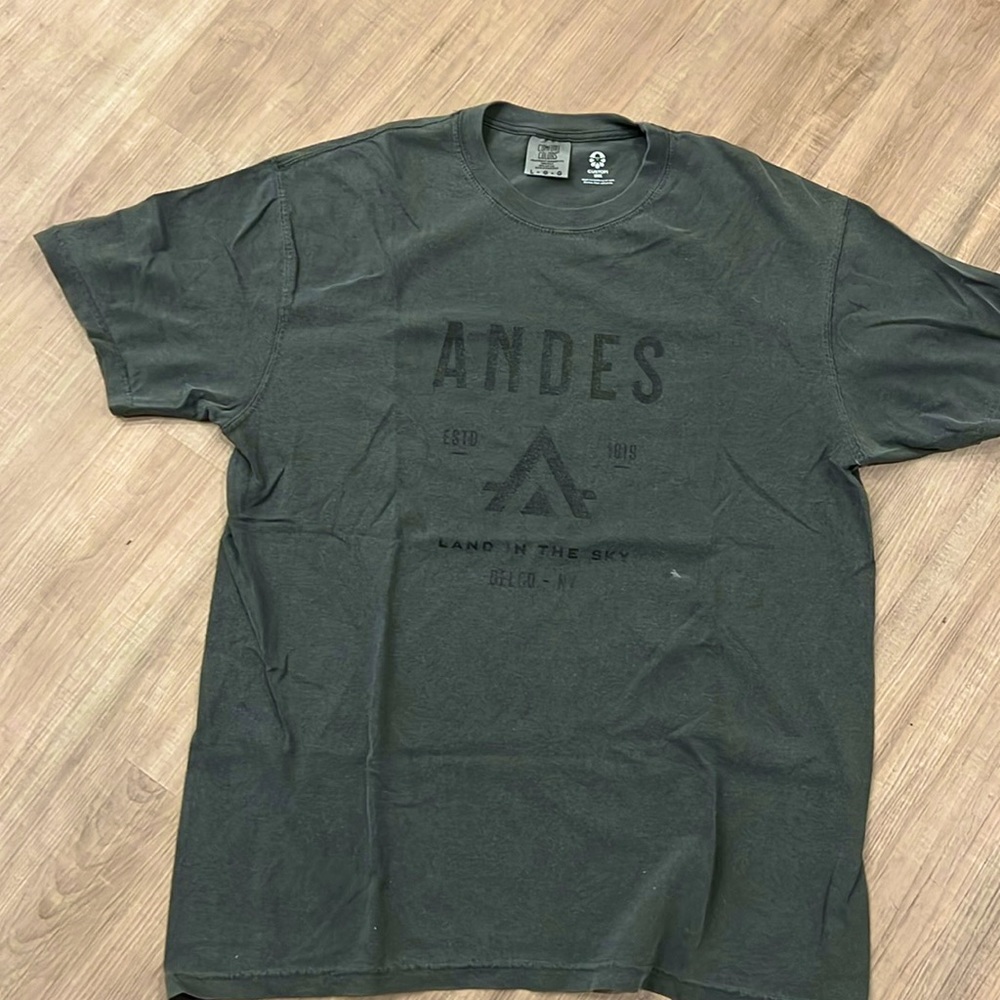 Andes New York T Shirt Size Large